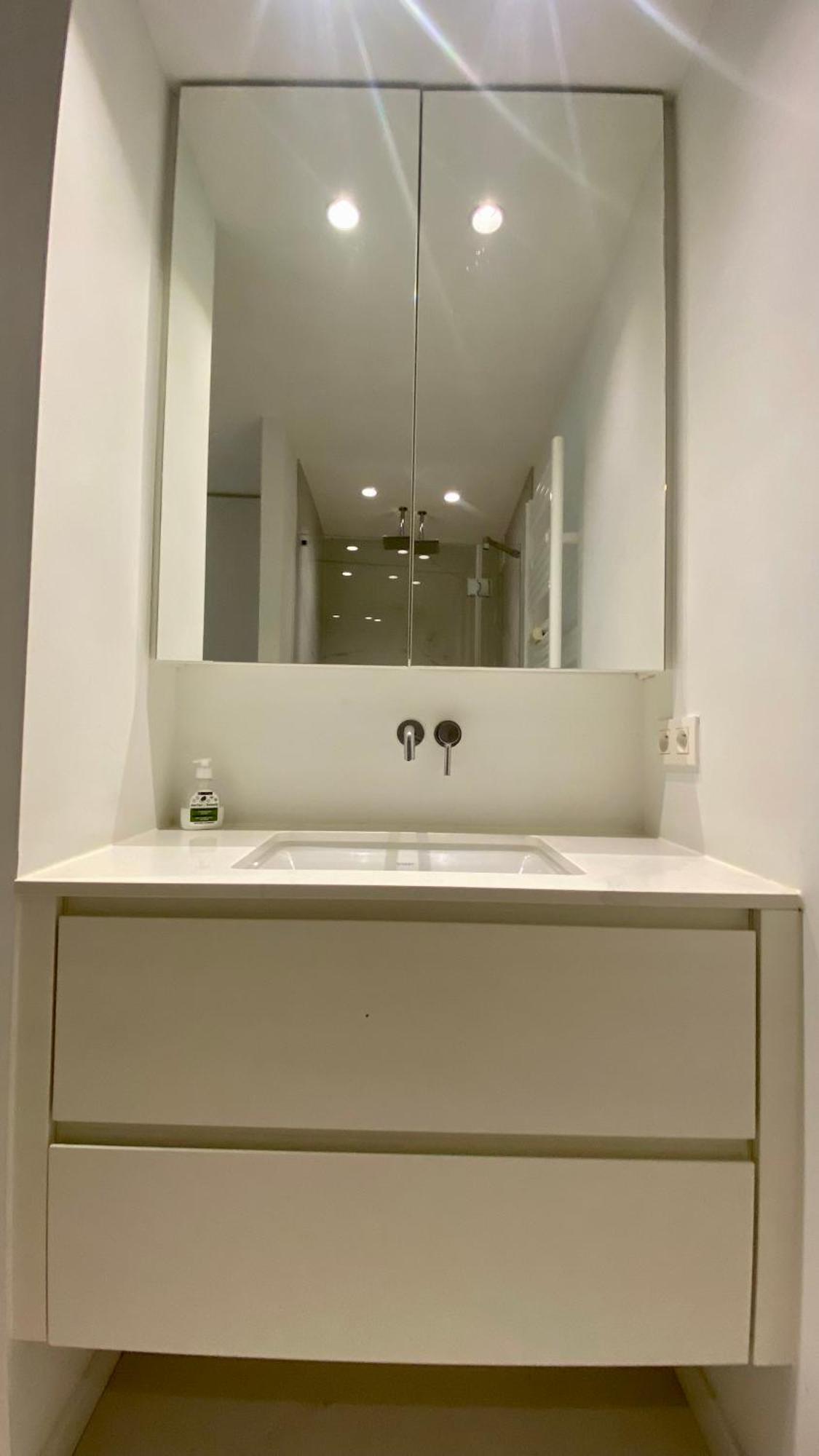 Royal Apartment *